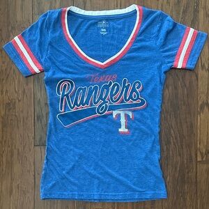 Texas Rangers Short Sleeve V-Neck Tee size XS